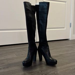 Stuart Weitzman Demistrong Leather boots